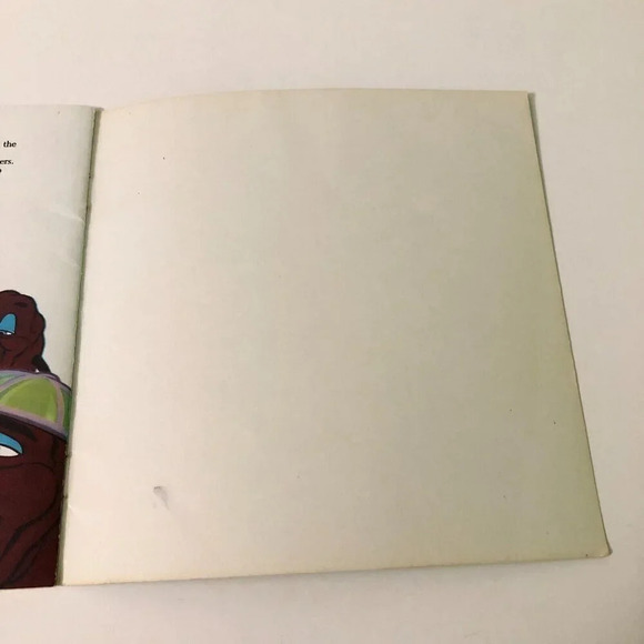 Vtg 1988 The California Raisins Raisins  In Motion A Flashback Book Paperback - Picture 15 of 16